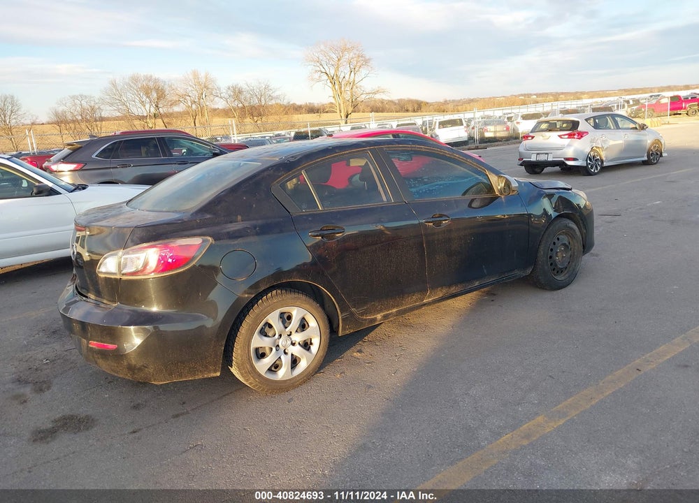 2013 MAZDA MAZDA3 VIN: JM1BL1TF6D1785162