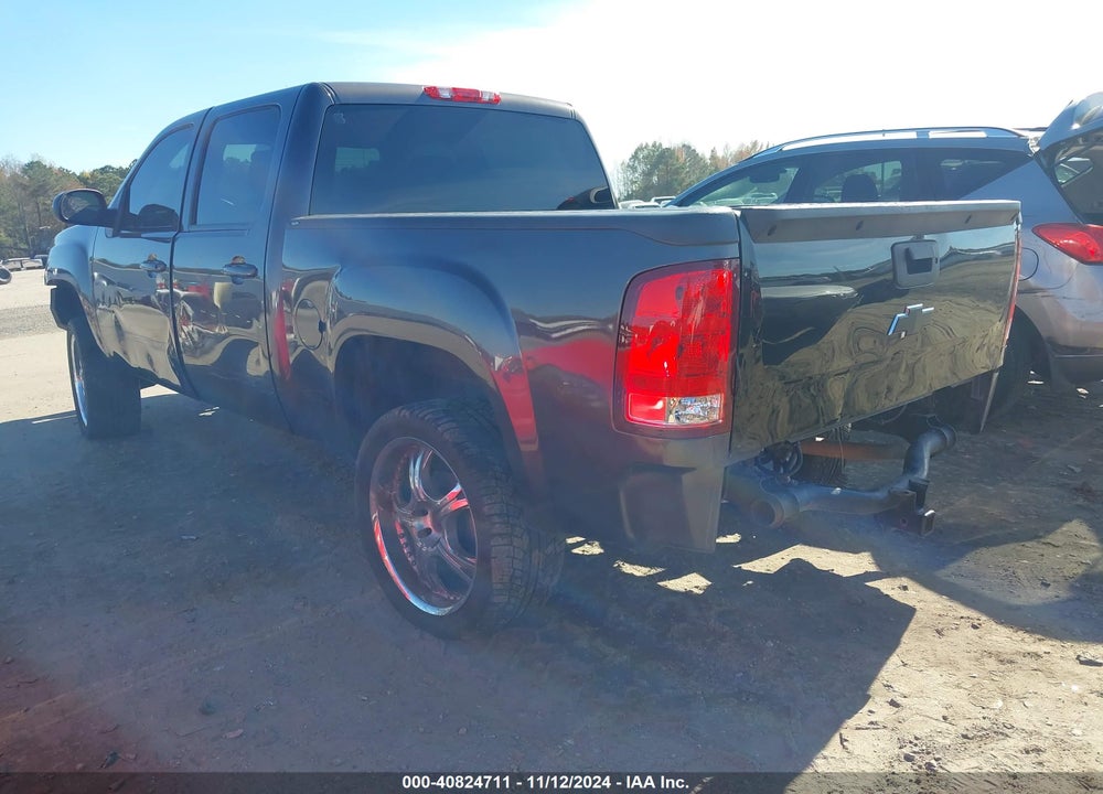 2010 GMC SIERRA 1500 SLT VIN: 3GTRKWE36AG233949