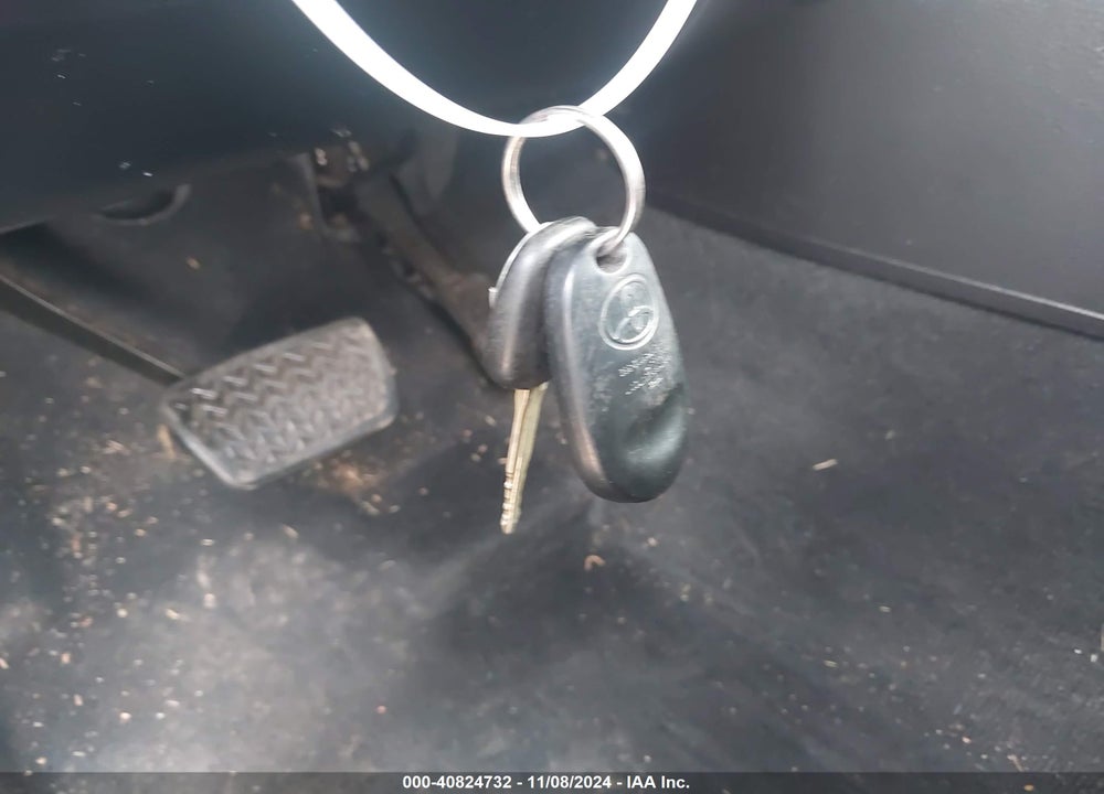 2016 TOYOTA TUNDRA SR5 5.7L V8 VIN: 5TFRW5F18GX197746
