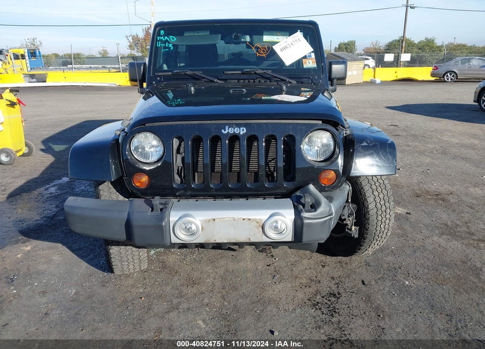 2013 JEEP WRANGLER UNLIMITED SAHARA VIN: 1C4HJWEG3DL611699