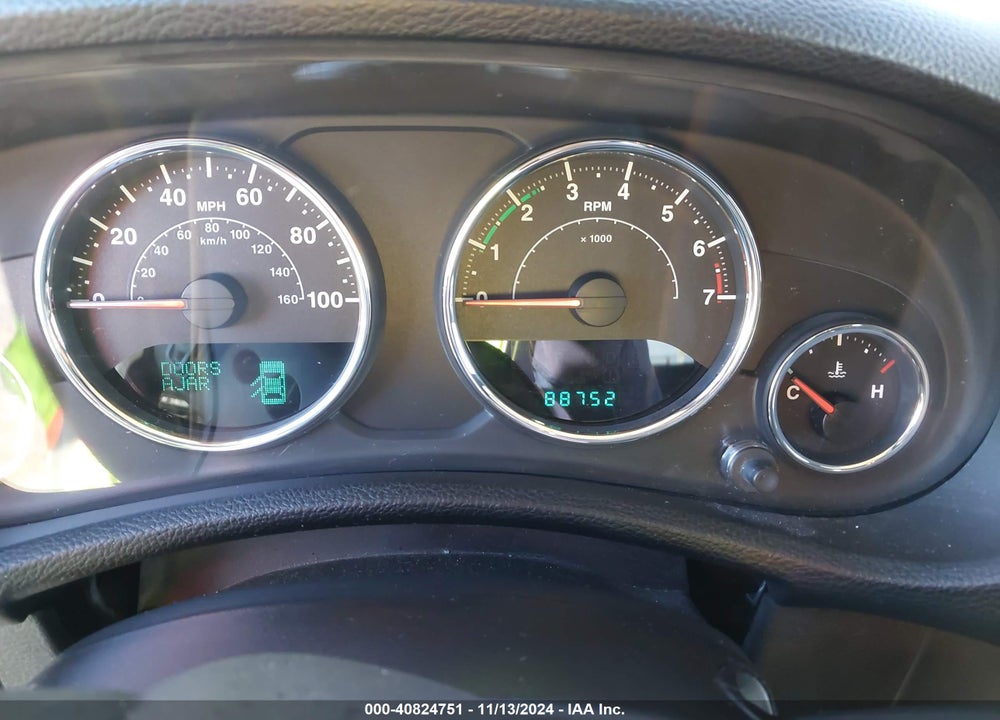 2013 JEEP WRANGLER UNLIMITED SAHARA VIN: 1C4HJWEG3DL611699