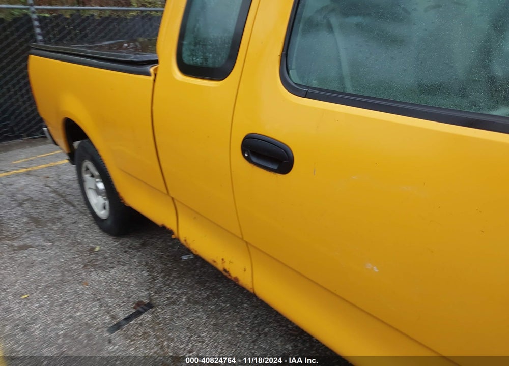2003 FORD F-150 XL/XLT VIN: 2FTRX17283CA35740