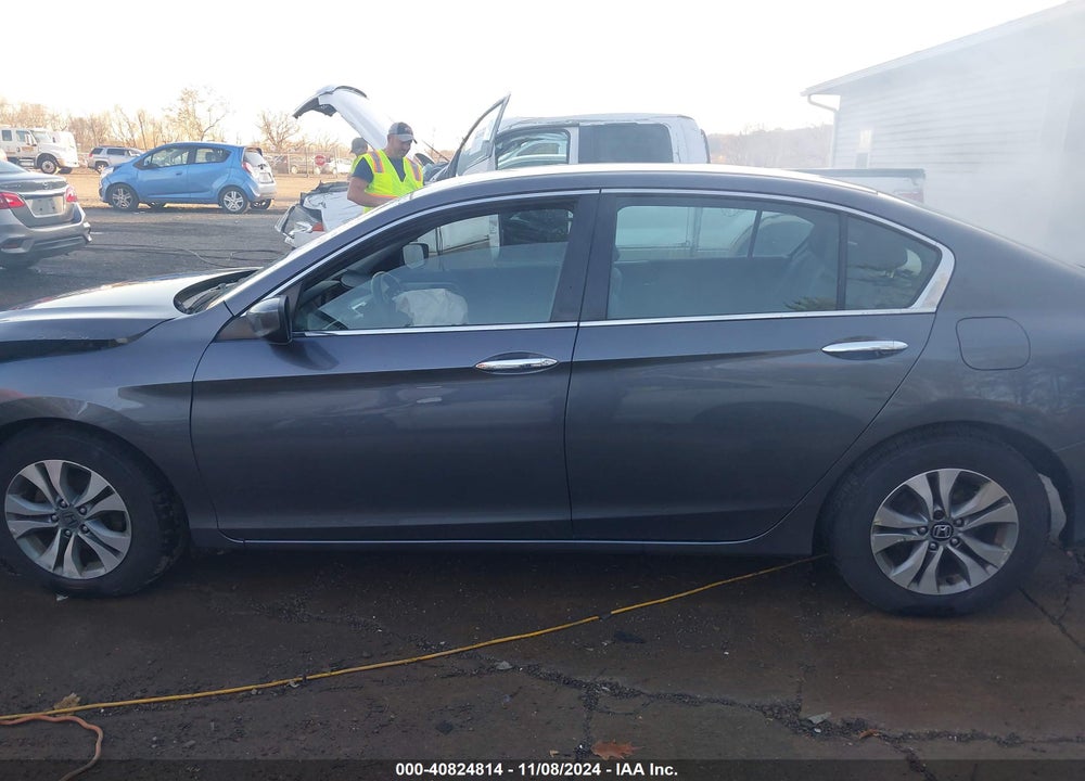 2015 HONDA ACCORD LX VIN: 1HGCR2F31FA022030