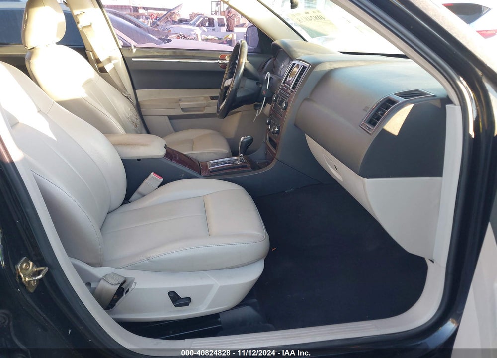 2006 CHRYSLER 300 TOURING VIN: 2C3KA53G66H175387