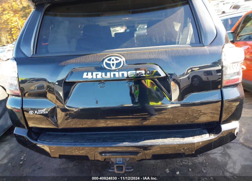 2018 TOYOTA 4RUNNER SR5 PREMIUM VIN: JTEZU5JRXJ5189701