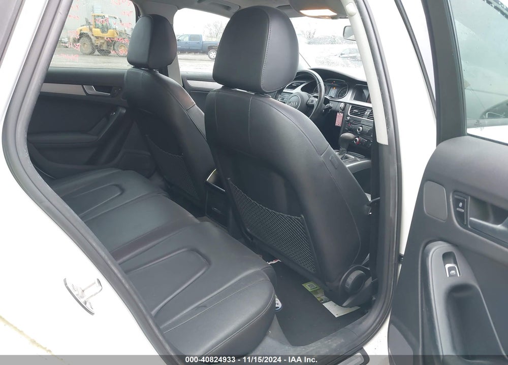 2014 AUDI A4 VIN: WAUBFCFL8EN009868