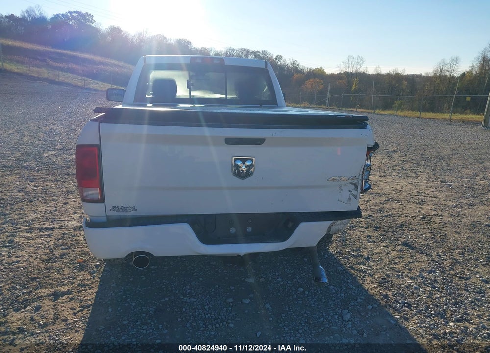 2015 RAM 1500 EXPRESS VIN: 3C6JR7AT3FG676420