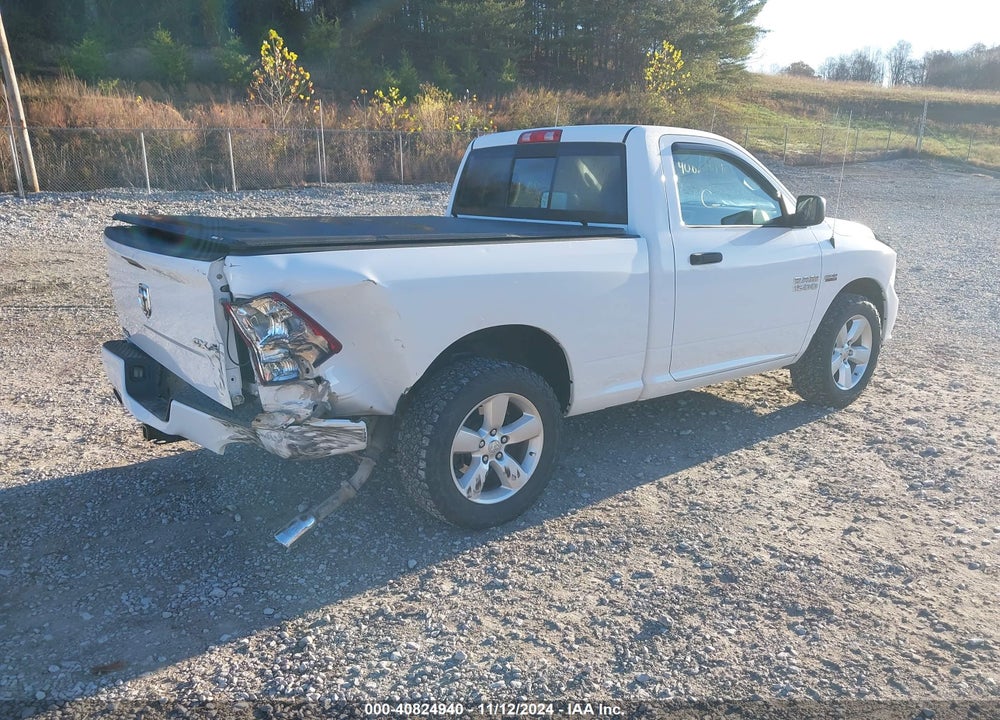 2015 RAM 1500 EXPRESS VIN: 3C6JR7AT3FG676420