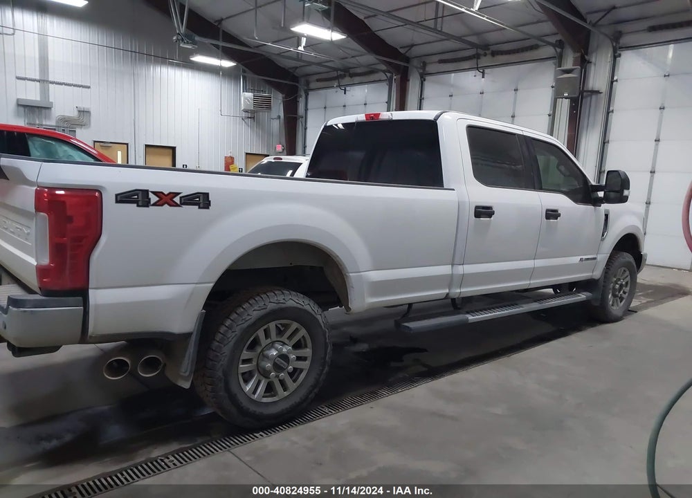 2019 FORD F-350 XLT VIN: 1FT8W3BT1KEF79824
