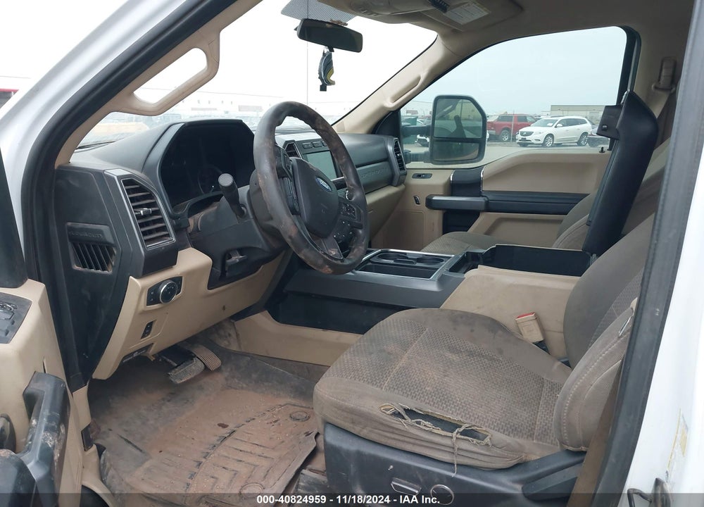 2019 FORD F-350 XLT VIN: 1FT8W3BT3KEF79825