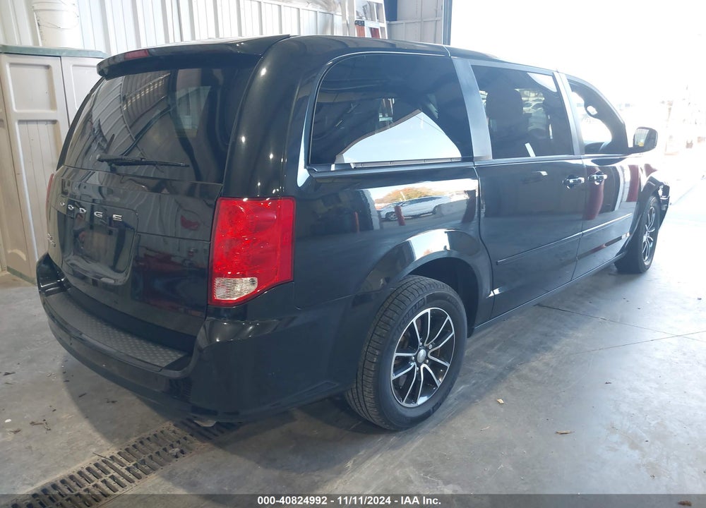 2017 DODGE GRAND CARAVAN SXT VIN: 2C4RDGCG1HR574962