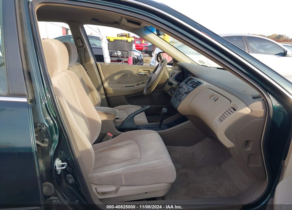 1999 HONDA ACCORD LX VIN: JHMCG5645XC000504