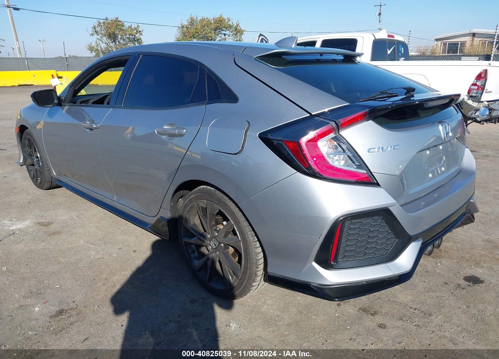 2019 HONDA CIVIC VIN: SHHFK7H99KU402019