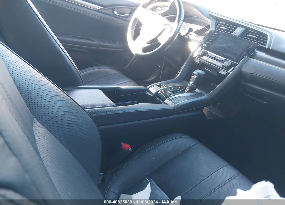 2019 HONDA CIVIC VIN: SHHFK7H99KU402019