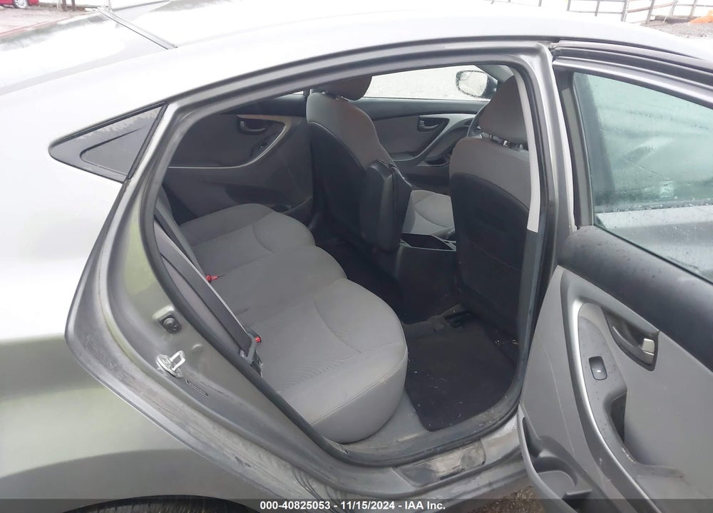 2014 HYUNDAI ELANTRA SE VIN: 5NPDH4AE1EH465764
