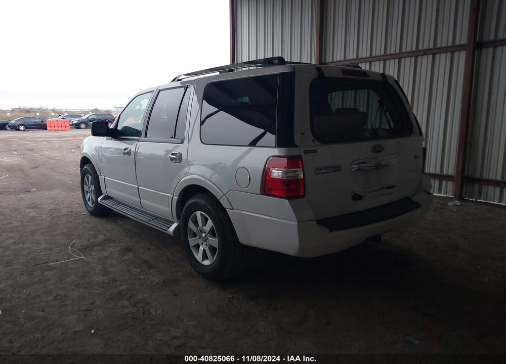 2010 FORD EXPEDITION LIMITED VIN: 1FMJU1K54AEB64648