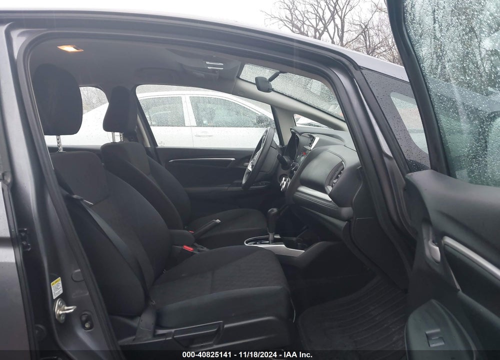 2015 HONDA FIT LX VIN: 3HGGK5H59FM753328