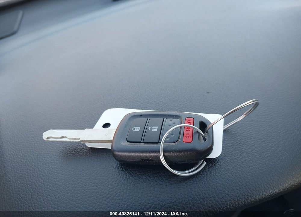 2015 HONDA FIT LX VIN: 3HGGK5H59FM753328