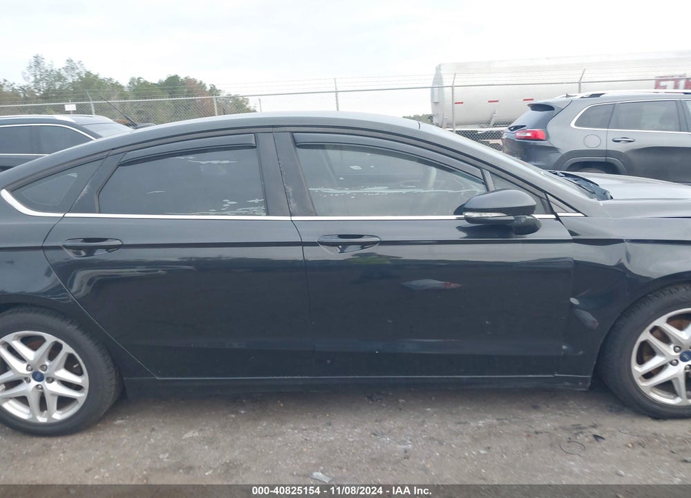2015 FORD FUSION SE VIN: 3FA6P0H70FR237870