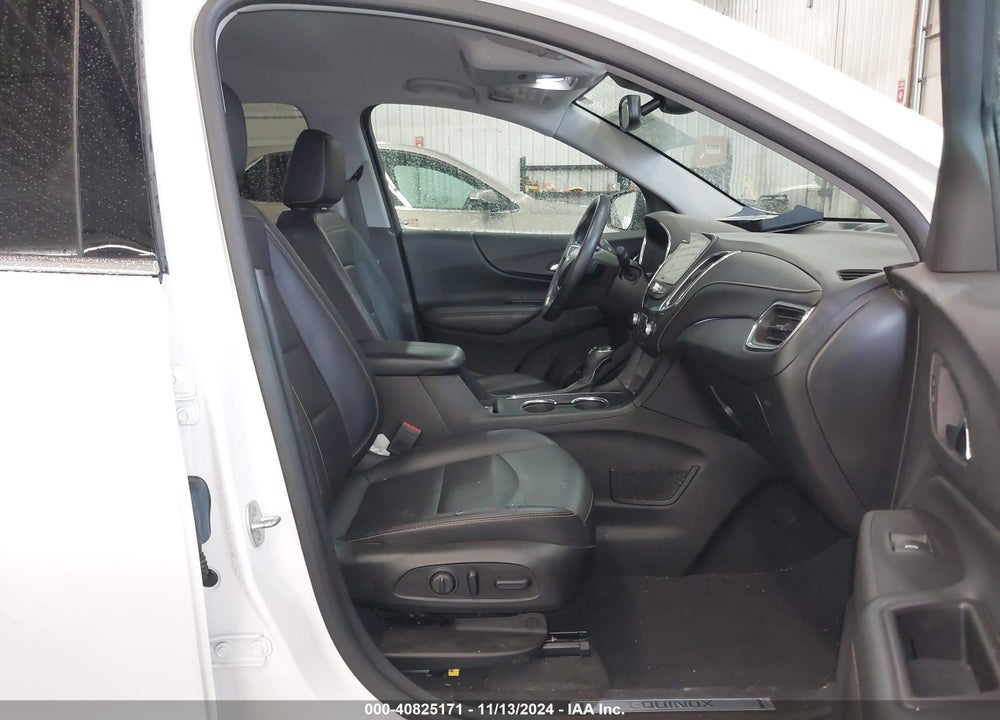 2018 CHEVROLET EQUINOX PREMIER VIN: 2GNAXVEV7J6118645