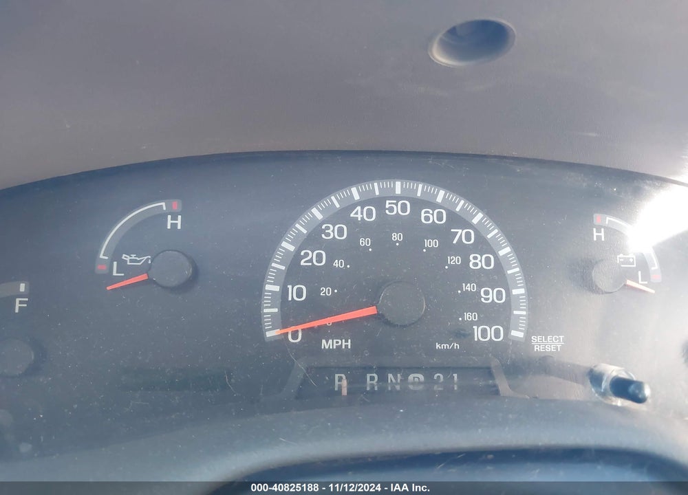 2002 FORD F-150 XL/XLT VIN: 1FTRF17252KC77477