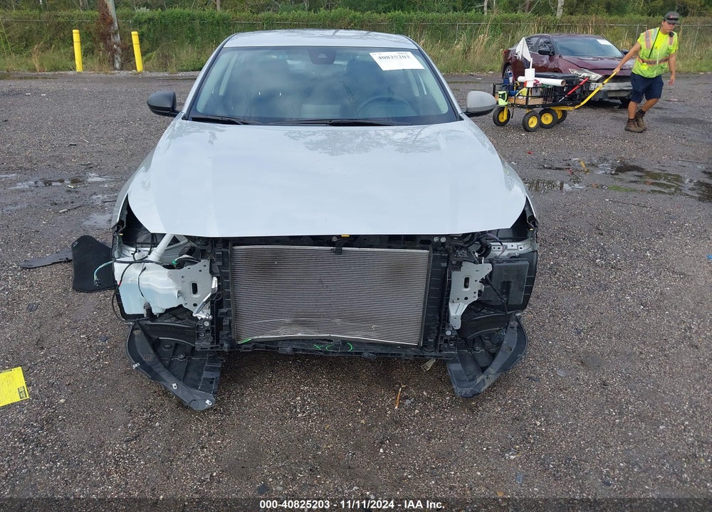 2024 NISSAN ALTIMA SV FWD VIN: 1N4BL4DV3RN326930