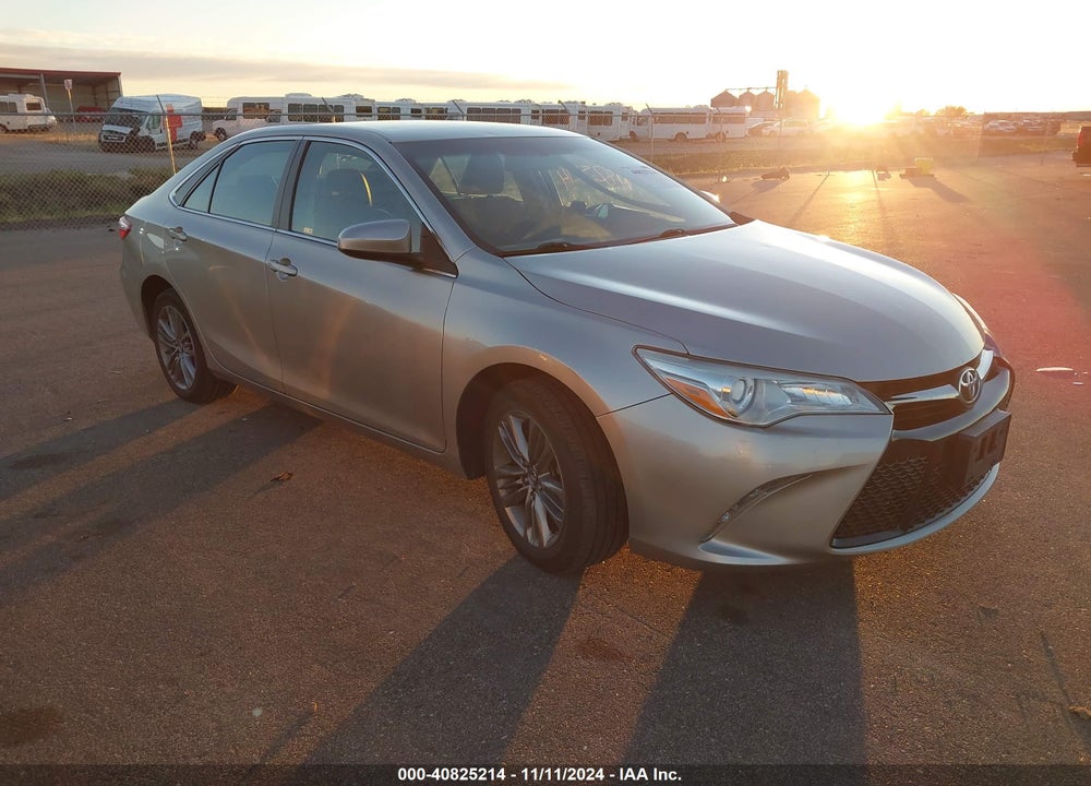 2017 TOYOTA CAMRY SE VIN: 4T1BF1FK5HU338354