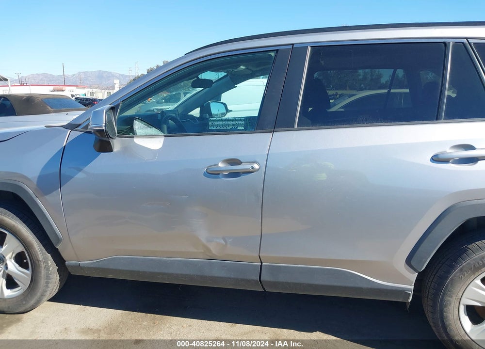 2019 TOYOTA RAV4 XLE VIN: 2T3P1RFV6KC018022