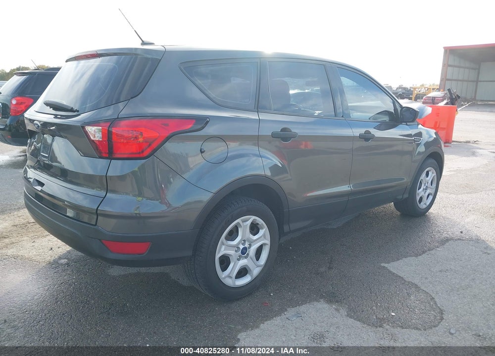 2019 FORD ESCAPE S VIN: 1FMCU0F73KUB02602