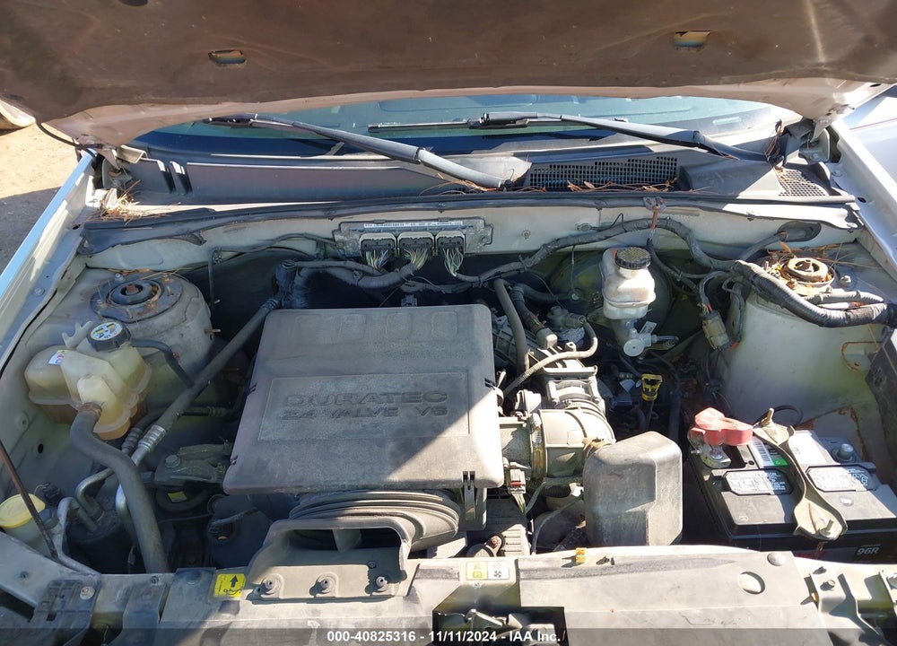 2010 FORD ESCAPE LIMITED VIN: 1FMCU9EG5AKD43299
