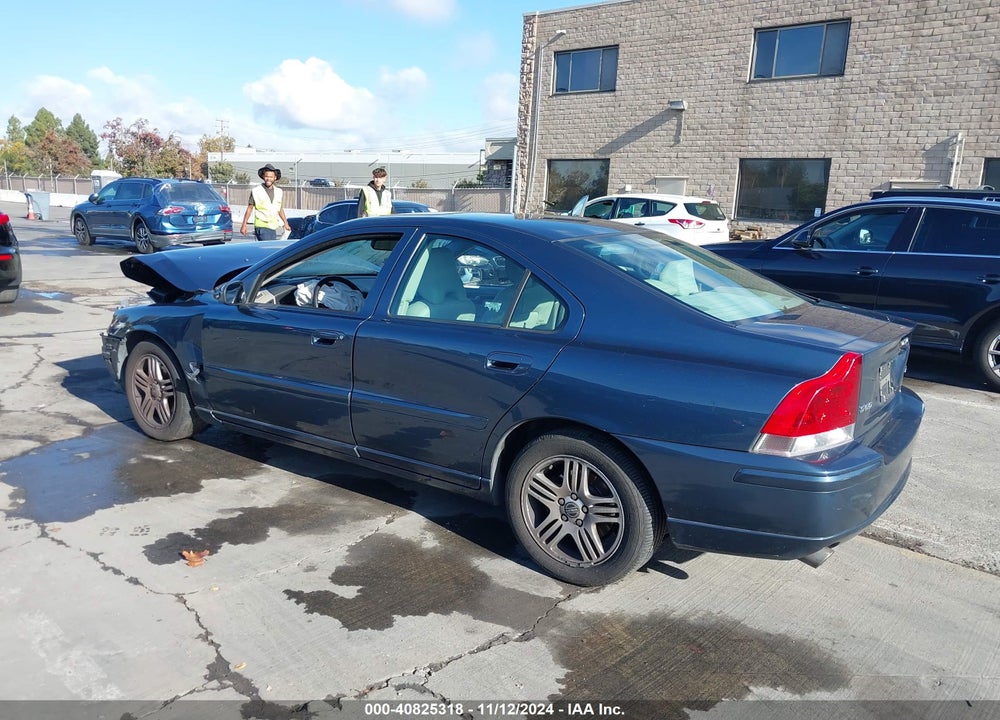 2006 VOLVO S60 2.5T VIN: YV1RS592062553208