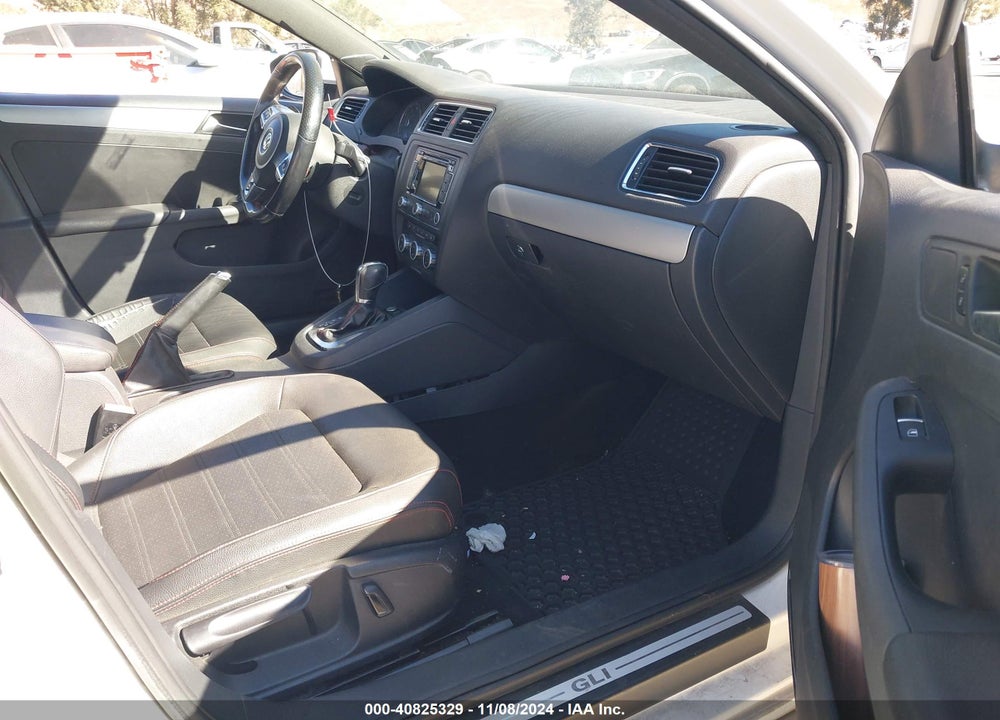2013 VOLKSWAGEN GLI AUTOBAHN W/NAV VIN: 3VW4A7AJ0DM225484