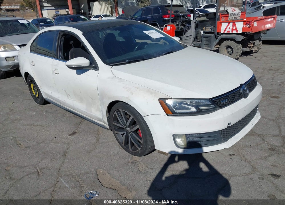 2013 VOLKSWAGEN GLI AUTOBAHN W/NAV VIN: 3VW4A7AJ0DM225484