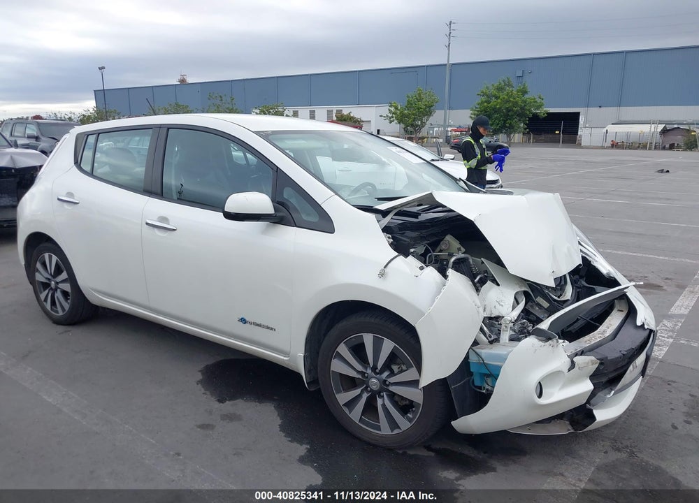 2015 NISSAN LEAF SL VIN: 1N4AZ0CPXFC301424