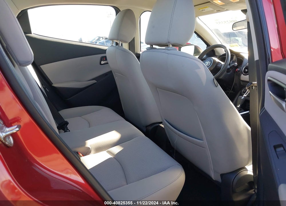 2019 TOYOTA YARIS LE VIN: 3MYDLBYV7KY503328