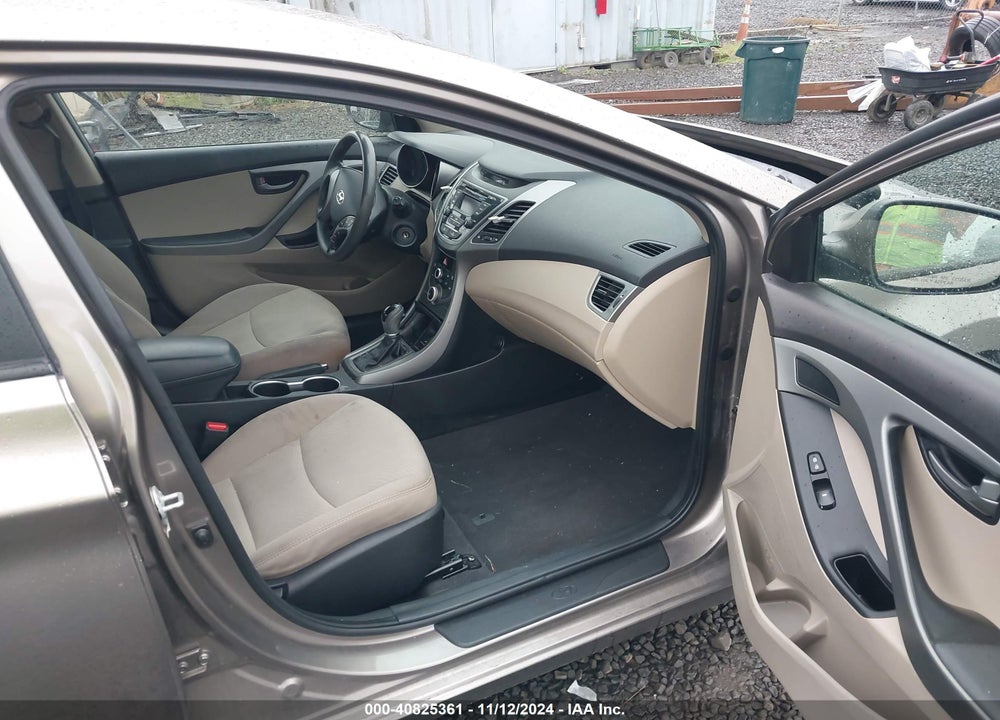 2015 HYUNDAI ELANTRA SE VIN: 5NPDH4AE0FH556798