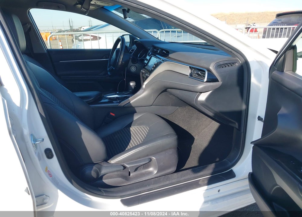 2018 TOYOTA CAMRY VIN: JTNB11HKXJ3040065