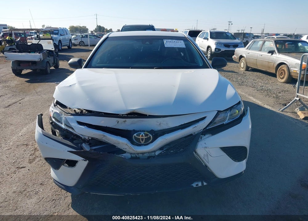 2018 TOYOTA CAMRY VIN: JTNB11HKXJ3040065