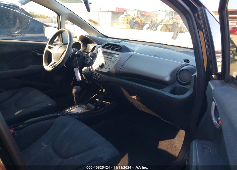 2010 HONDA FIT SPORT VIN: JHMGE8H49AC029307