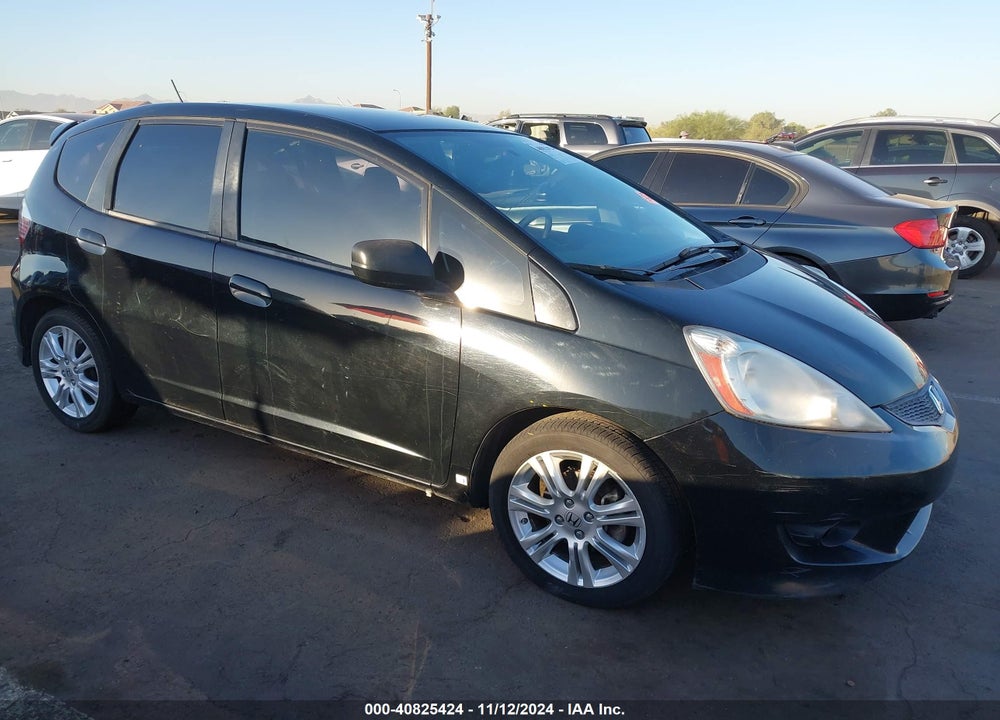 2010 HONDA FIT SPORT VIN: JHMGE8H49AC029307