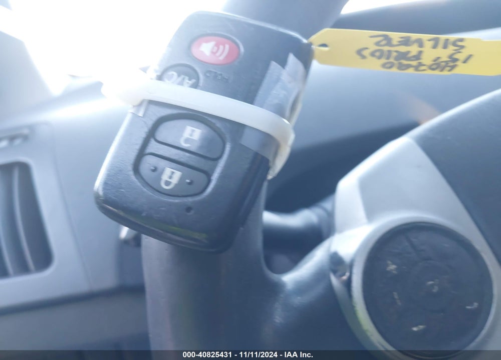 2015 TOYOTA PRIUS VIN: JTDKN3DU0F1880516