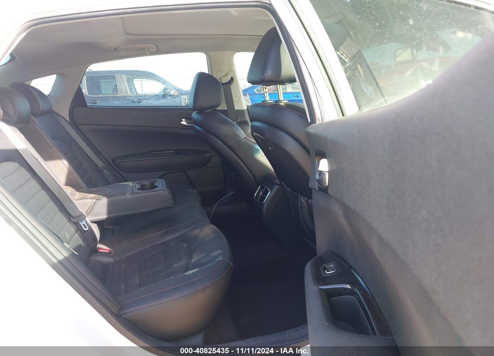 2019 KIA OPTIMA VIN: 5XXGW4L28KG310271