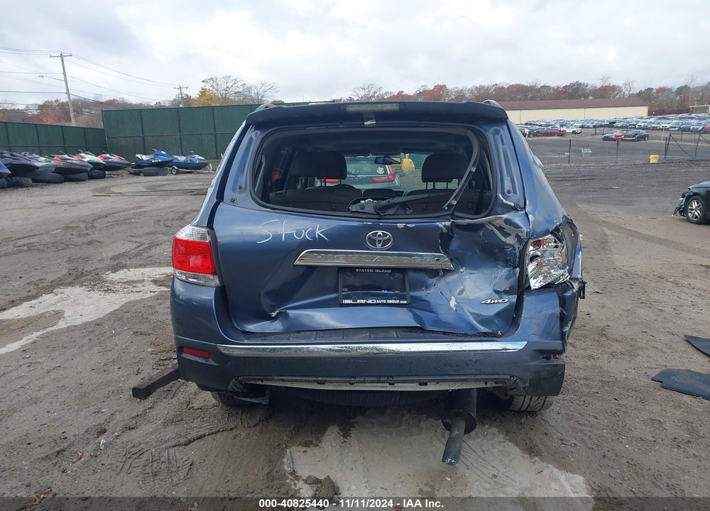 2013 TOYOTA HIGHLANDER LIMITED V6 VIN: 5TDDK3EH2DS240374