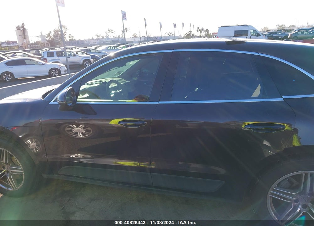 2016 PORSCHE MACAN S VIN: WP1AB2A54GLB56909