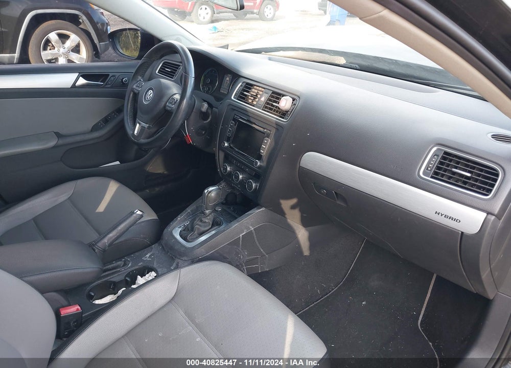 2013 VOLKSWAGEN JETTA HYBRID SE VIN: 3VW637AJ1DM312894
