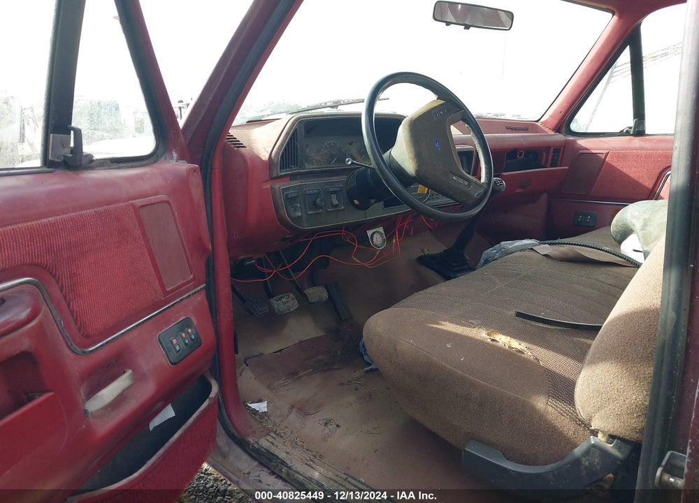 1989 FORD F SUPER DUTY VIN: 2FDLF47M4KCB23657