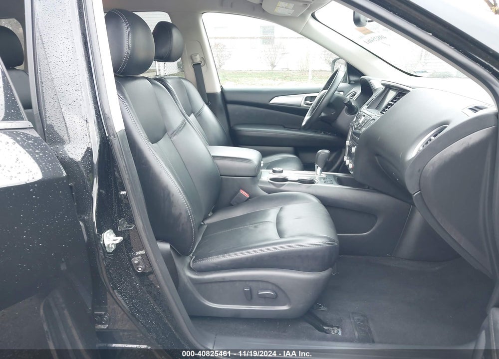 2019 NISSAN PATHFINDER SL VIN: 5N1DR2MM1KC641039