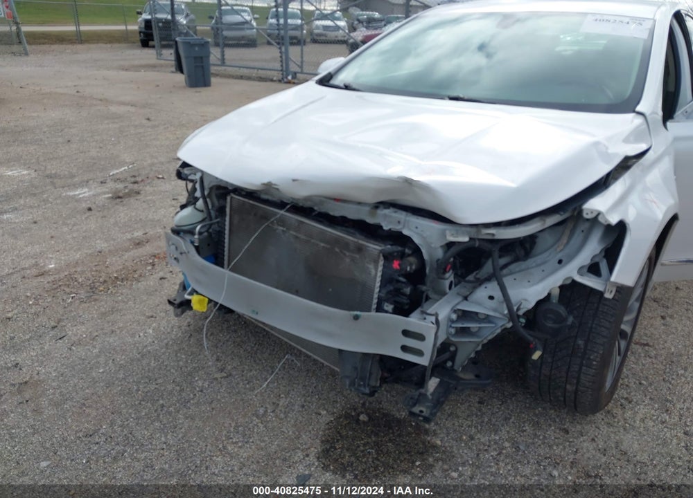 2018 BUICK LACROSSE ESSENCE VIN: 1G4ZP5SS5JU128898