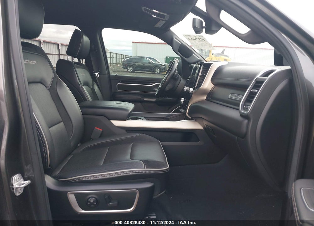 2019 RAM 1500 LAIE  4X2 5'7 BOX VIN: 1C6RREJTXKN604560