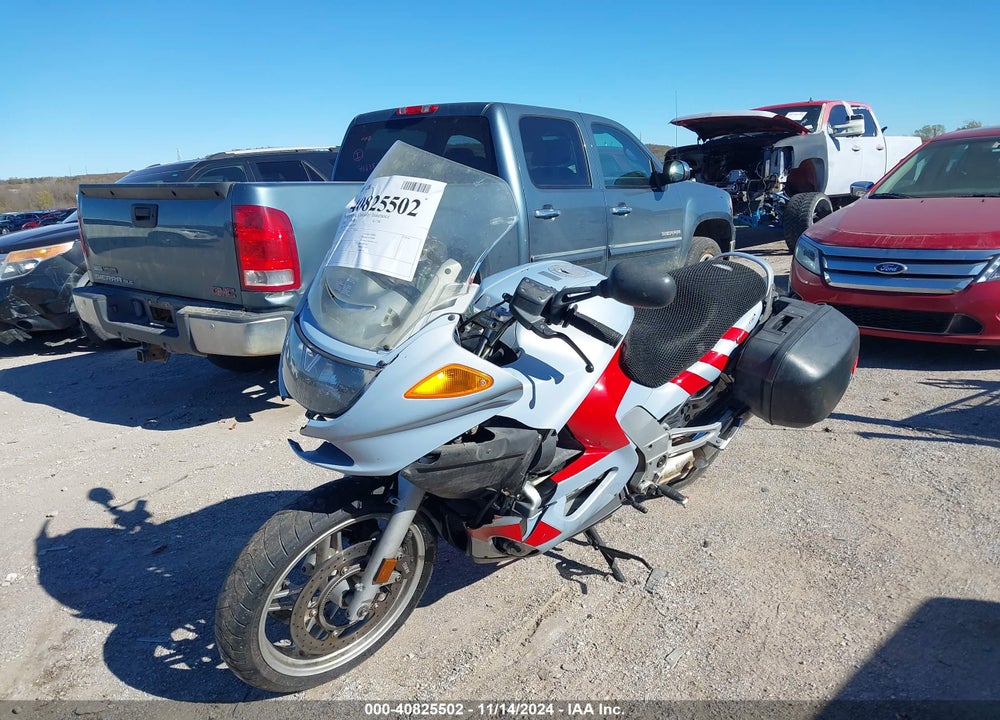 2002 BMW K1200 RS VIN: WB10557AX2ZG35979